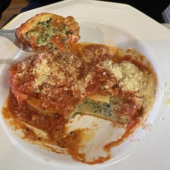 Tuscany at Your Table - Spinach ricotta stuffed shells - Delis Near Me - Atlanta, Georgia Tuscany at Your Table - Spinach ricotta stuffed shells - Delis Near Me - Atlanta, Georgia
