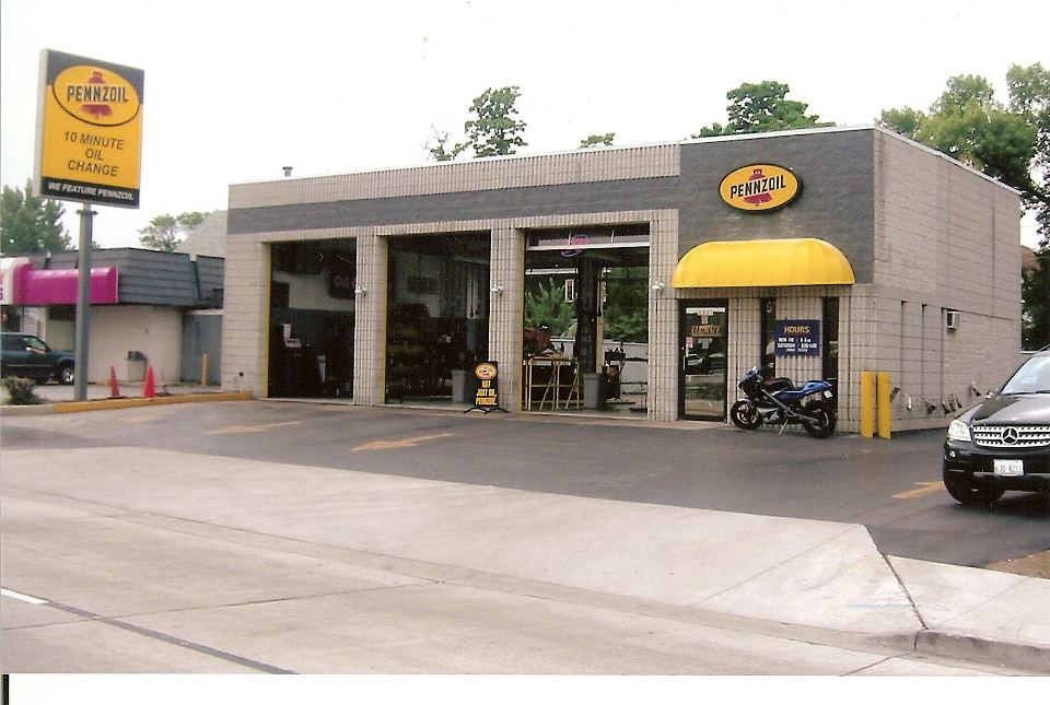 ULTIMATE TEN PENNZOIL OIL CHANGE Updated September 2024 2331 Burr