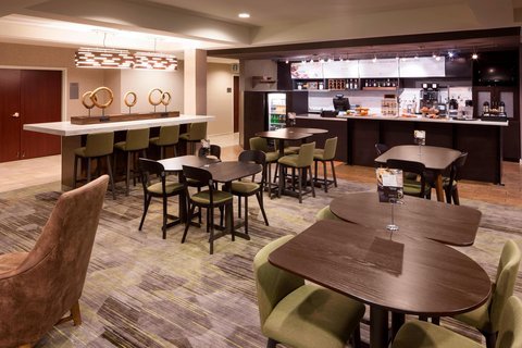 Courtyard by Marriott Pensacola by null