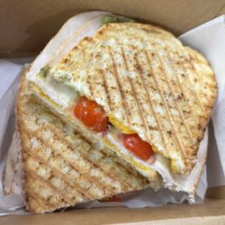 Fresh Blendz Cafe - Turkey Club Melt