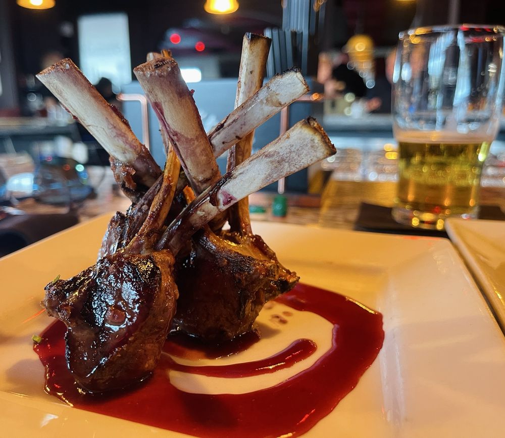 Sinners Steakhouse Image