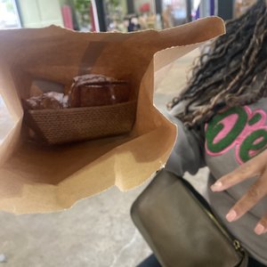 LORETTA’S AUTHENTIC PRALINES - 477 Photos & 341 Reviews - 1100 N Peters