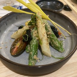 Chilled Sesame Asparagus Salad