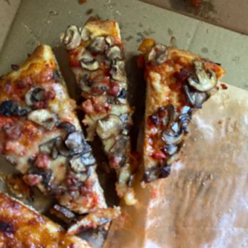 Bella Pizza - 3 different sizes - Pizza Near Me - Ridgeway, Ontario Bella Pizza - 3 different sizes - Pizza Near Me - Ridgeway, Ontario