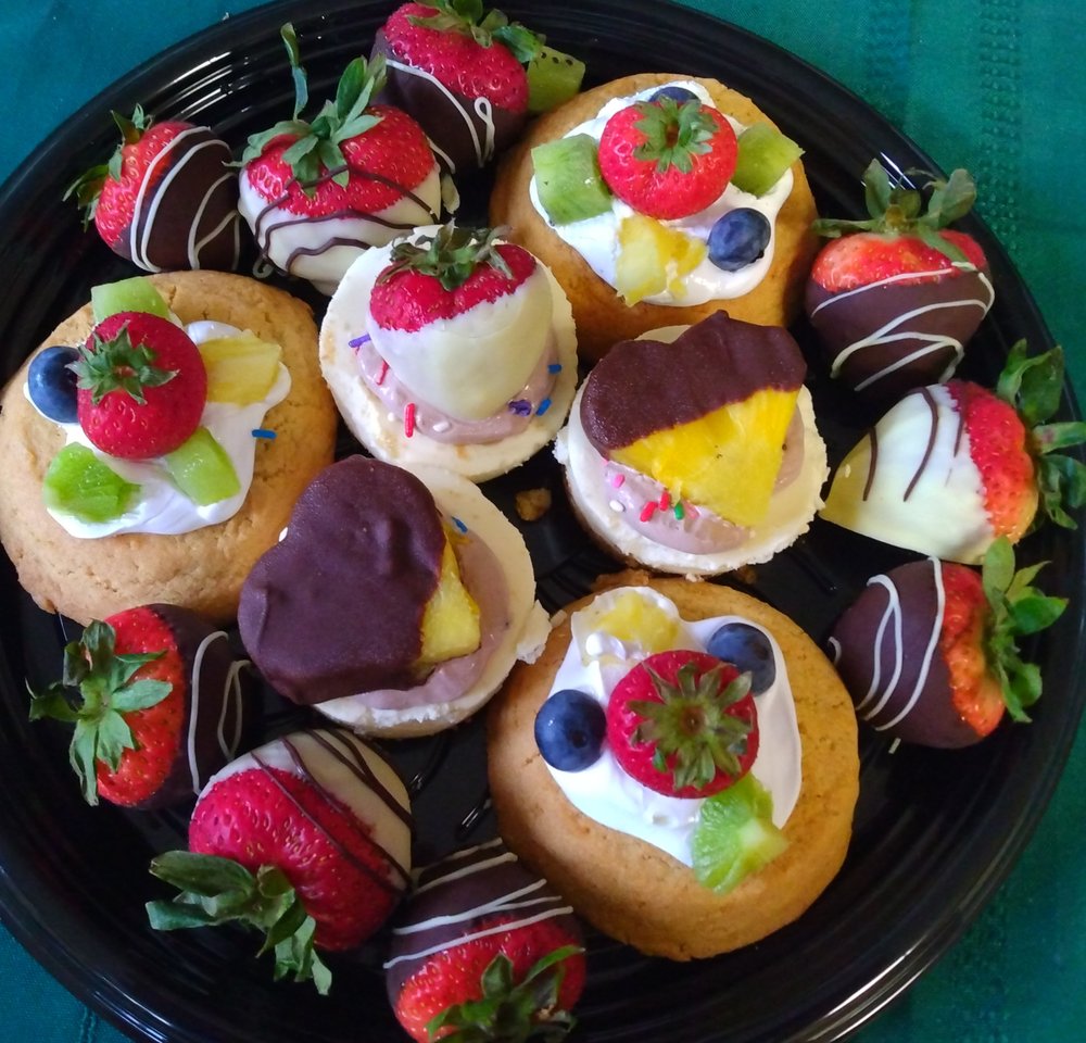 EDIBLE ARRANGEMENTS Updated June 2024 11 Photos & 18 Reviews 4060 Thomas St, Oxford