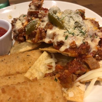 Olive Garden Italian Restaurant - Close up of pasta chips and fried mozzarella - Italian Near Me - Orlando, Florida