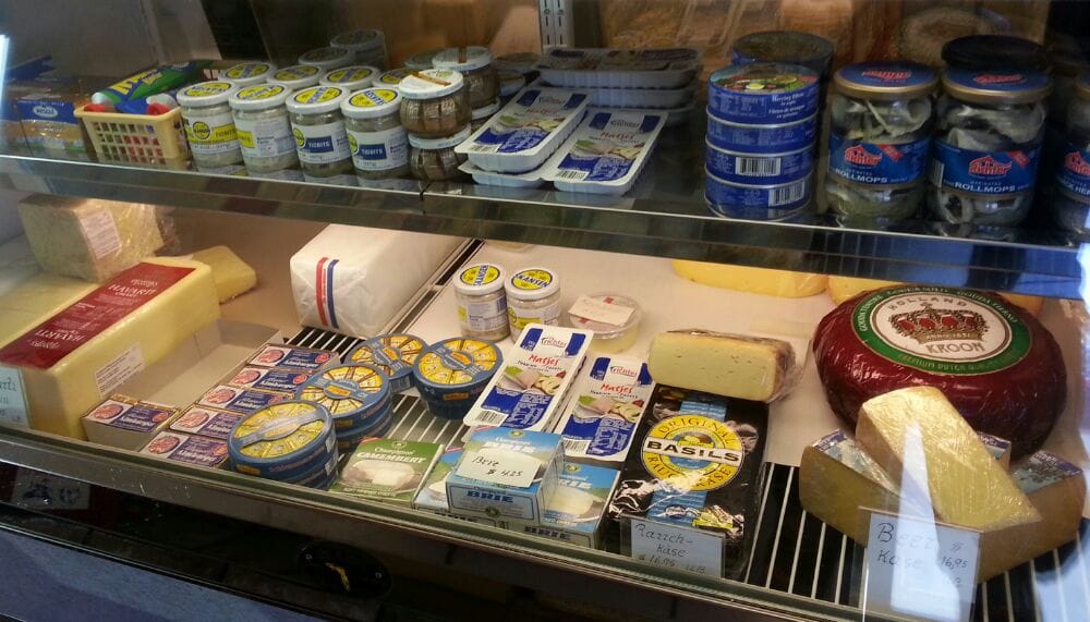 GERMAN SAUSAGE Updated July 2024 49 Photos & 103 Reviews 4900 E