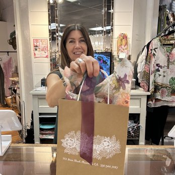Ambiance - Complimentary gift wrapping - Women's Clothing Near Me - Placerville, California
