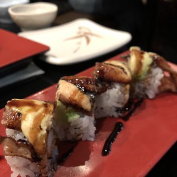Sushi Kinoya - Dragon Roll - Sushi Bars Near Me - Long Beach, California Sushi Kinoya - Dragon Roll - Sushi Bars Near Me - Long Beach, California