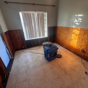 Rapid Response Restoration - Dehumidifiers and dry wall removed - Damage Restoration Near Me Rapid Response Restoration - Dehumidifiers and dry wall removed - Damage Restoration Near Me