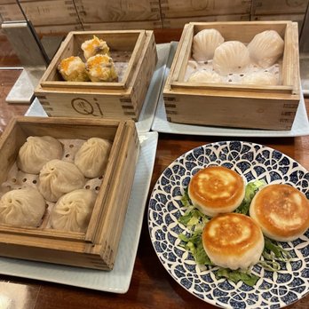 Qi Austin - Scallop Caviar Sui Mai Brunch, Har Gow, Soup Dumplings - Dim Sum Near Me - Austin, Texas