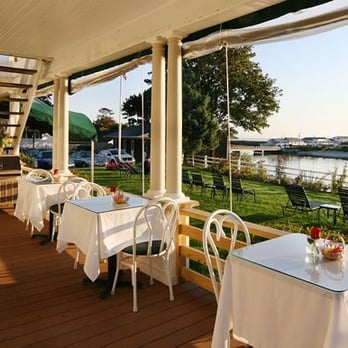 Terrace by the Sea - Breakfast Porch - Hotels Near Me - Ogunquit, Maine Terrace by the Sea - Breakfast Porch - Hotels Near Me - Ogunquit, Maine