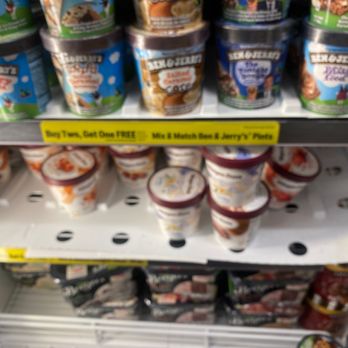7-Eleven - a display of yogurt in a store - Convenience Stores Near Me - Sacramento, California 7-Eleven - a display of yogurt in a store - Convenience Stores Near Me - Sacramento, California