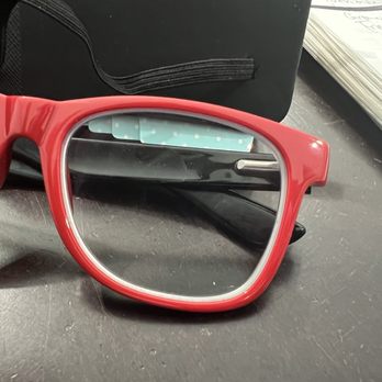 LensCrafters - My 4 years and running glasses still no scratch -online purchase - Eyewear & Opticians Near Me - Salem, New Hampshire