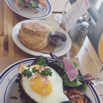 The Corner - Breakfast sandwich / biscuit / steak& eggs & mimosas - Cafes Near Me - Montclair, New Jersey