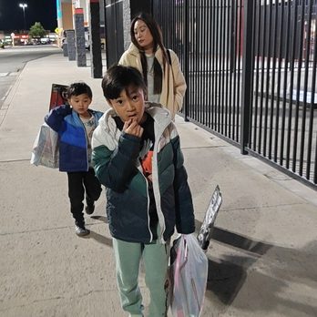 Need 2 Speed - Walking back with the prizes - Go Karts Near Me - Reno, Nevada