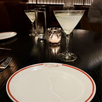 The Committee Chophouse - White Cosmopolitan - Cocktail Bars Near Me - Omaha, Nebraska The Committee Chophouse - White Cosmopolitan - Cocktail Bars Near Me - Omaha, Nebraska