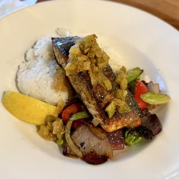 Redwood Grill - Salmon - Breakfast & Brunch Near Me - Halifax, Nova Scotia