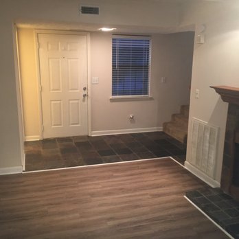 ALD Flooring - an empty room with a fireplace - Carpet Installation Near Me - Greenbrier, Tennessee ALD Flooring - an empty room with a fireplace - Carpet Installation Near Me - Greenbrier, Tennessee