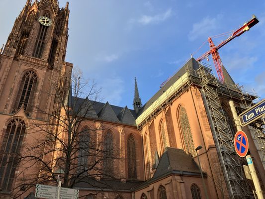Frankfurt Cathedral by null