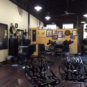 The Honeycomb - Hair Salons Near Me - Charlottesville, Virginia