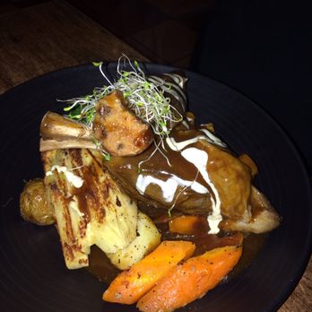 The Landing - Lamb shanks - New Zealand Near Me - Franz Josef Glacier, WTC