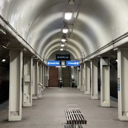 CTA - Monroe Blue Line