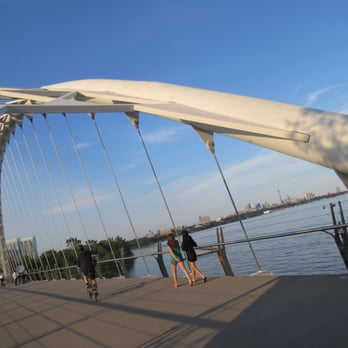 Humber Bay Park West - Parks Near Me - Etobicoke, Ontario Humber Bay Park West - Parks Near Me - Etobicoke, Ontario
