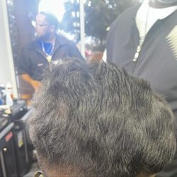 Kuttin Up Barber Shop