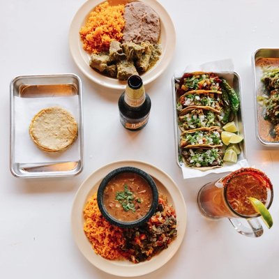 Tacos El Metro by null