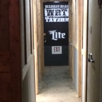 Warren Road Tavern - Bars Near Me - Cleveland, Ohio