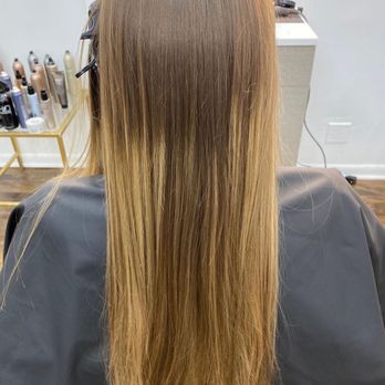 Berkeley Hair - Hair Stylists Near Me - Chicago, Illinois