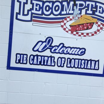 Lea's Lunchroom - Outside - Southern Near Me - Lecompte, Louisiana