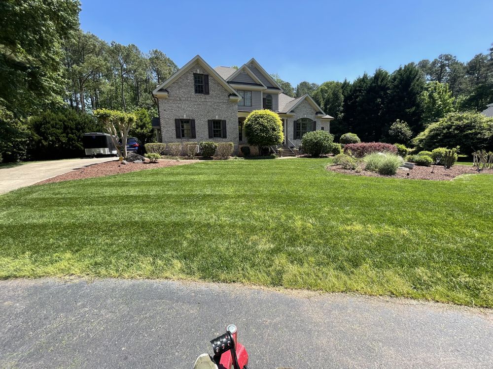 FAMILY LANDSCAPING Wake Forest, North Carolina Lawn Services