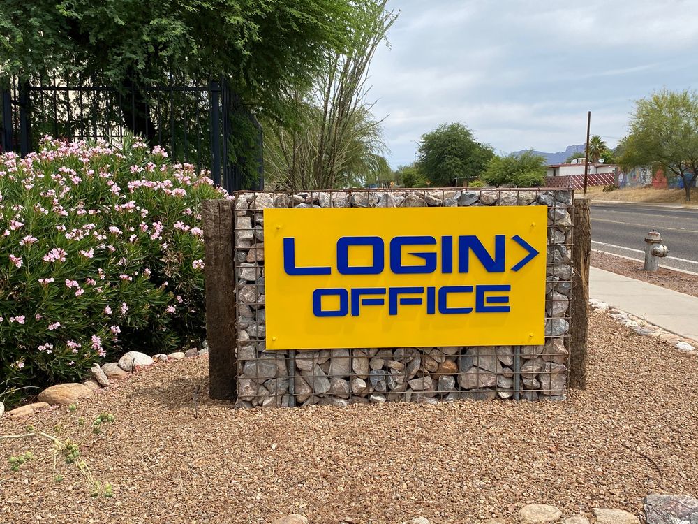 LOGIN BUSINESS Updated October 2024 1855 N 6th Ave, Tucson, Arizona