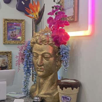 Figments In Sprinkles - Ice Cream & Frozen Yogurt Near Me - Elizabethtown, Pennsylvania