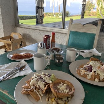 Las Rocas Resort - Chiliquiles for breakfast - Day Spas Near Me - Rosarito, BCN