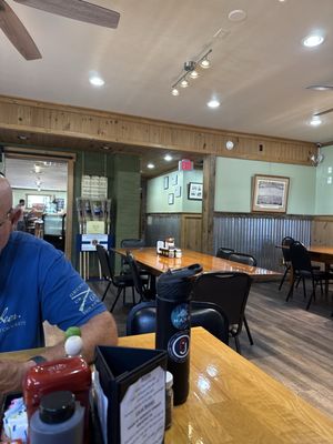 Charlotte's Cafe by null