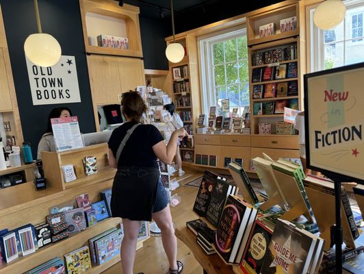 Old Town Books by null