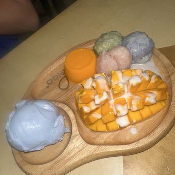 MNGO cafe - mango sticky rice with ice cream and Jell-O - Desserts Near Me - San Diego, California MNGO cafe - mango sticky rice with ice cream and Jell-O - Desserts Near Me - San Diego, California