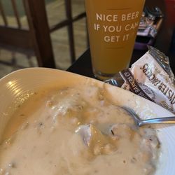Plymouth Public House - Clam chowder