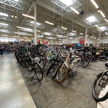 REI - Outdoor Gear Near Me - Jacksonville, Florida