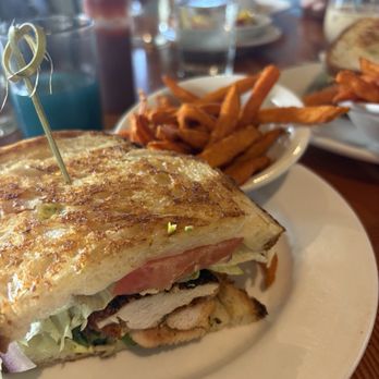 Claire's On Cedros - PERUVIAN CHICKEN SANDWICH - Breakfast & Brunch Near Me - Solana Beach, California