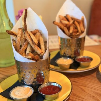 Pazza Notte - Signature French Fries - Cajun and garlic - Pizza Near Me - Sacramento, California