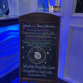 Danfords - Hotels Near Me - Port Jefferson, New York