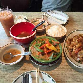 US Thai Cafe - Toomyam soup, fish curry, and drunken noodles with some Thai iced tea. So delicious! - Thai Near Me - Edgewater, Colorado US Thai Cafe - Toomyam soup, fish curry, and drunken noodles with some Thai iced tea. So delicious! - Thai Near Me - Edgewater, Colorado