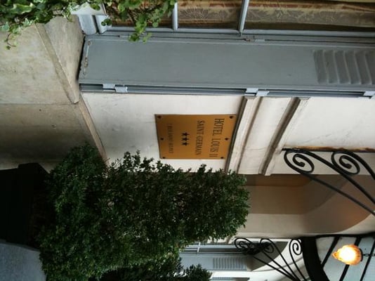 Hôtel Louis II - Paris by null