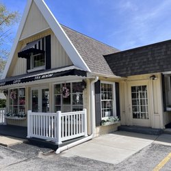 Merrillville Florist and Tea Room - The front