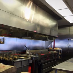 Very clean kitchen.