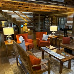 Sugar Tree Inn - Our welcoming Den area in the Main Lodge